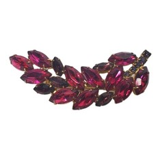 Vtg Leaf Brooch Pin Pink Purple Rhinestones Gold Tone Prong Set Faceted Stones