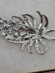 Vintage Elegant Francois Signed Silver Tone Clear Rhinestone Spray Brooch