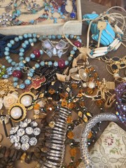 Massive Vintage Jewelry Lot 100’s of Signed Pcs / OVER 500 PCS + Misc 1G bag…