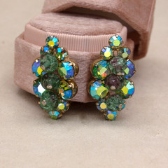 Vintage Gold AB Green Art Glass Rhinestone Leaf Shape Clip-On Earrings