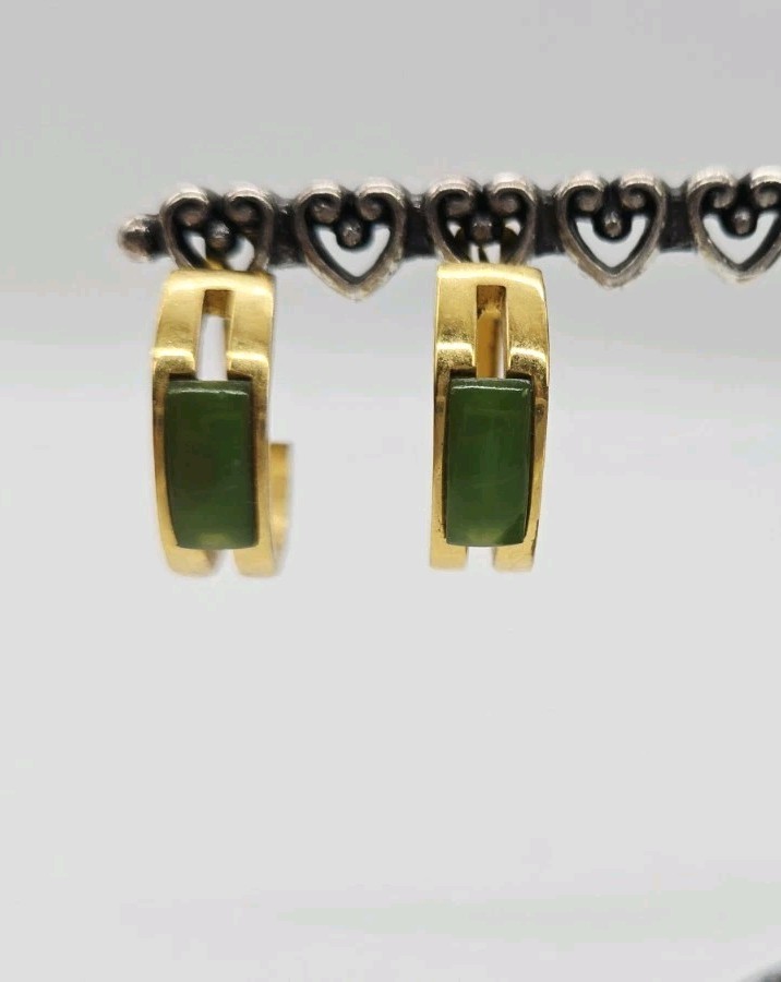 Crown Trifari Hoop Earrings Green inlay Gold tone cut out design Vintage .75 in