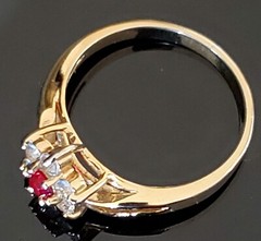 Vintage Good Quality Gold Tone Ring With Red Ruby Imitation & Clear CZ US Size 8