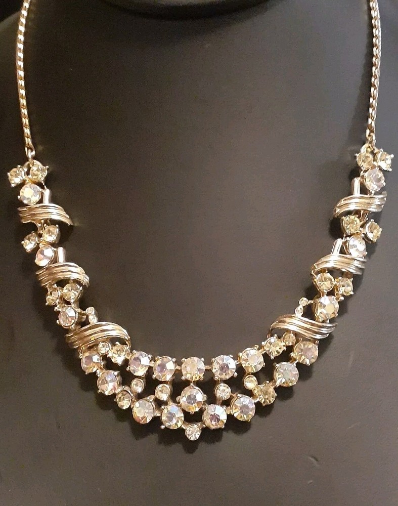 Vintage Aurora borealis gold tone bib necklace adjusts up to 19″ glamorous