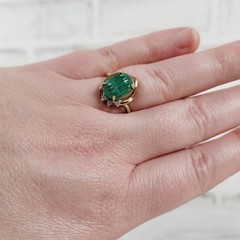 Vintage 14K Yellow Gold Carved Jade Diamond Ring 6.75 Retro Luxury Design Pretty