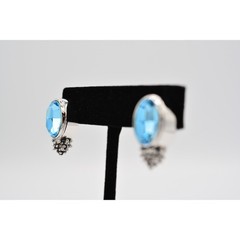 Vintage Crystal Earrings Shiny Blue Rhinestone Chunky Silver Tone Signed BinW