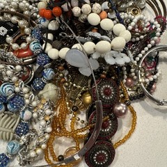 4 Lb + Mixed Costume Jewelry Severely Tangled Lot Wearable & Repair Vintage Hunt