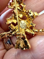 Vintage Bauer Christmas Tree Brooch Pendant Rhinestone Gold Tone Pin 2”