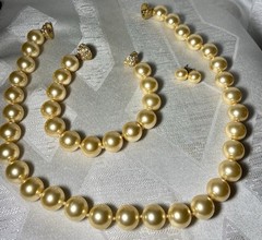 Elegant Vintage Faux Pearl Jewlery Set – Gold Rhinestone Accents 925 Sterling