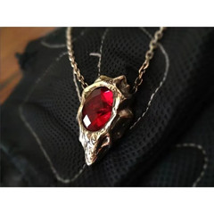 Gothic Devil Weeps Pendant Necklace Dante Red Stone Amulet Hip Hop Jewelry Gift