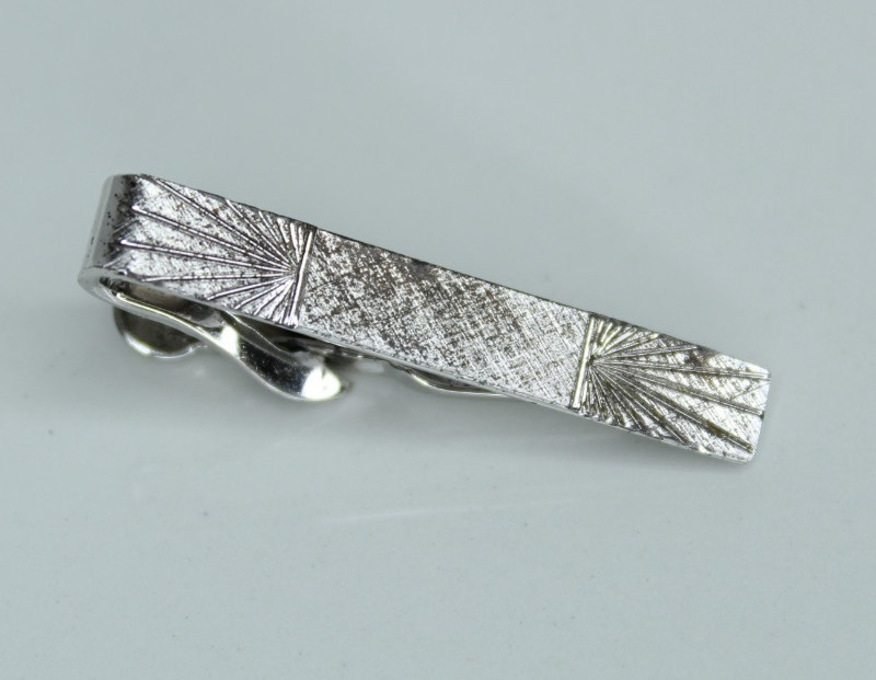 Vintage Sterling Silver Tie Bar – Shield‑S Maker’s Mark – Clamping Style