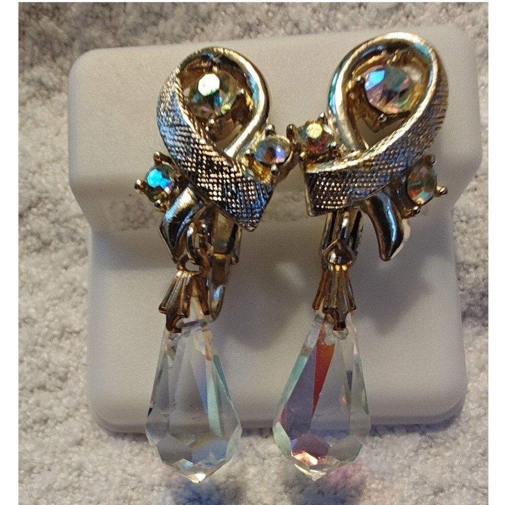 Clip On Earrings Rhinestone Teardrop Dangle Vintage MCM