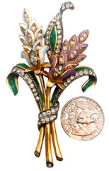 Exquisite 40’s Enameled & Rhinestone Inset Figural Flower Bouquet Brooch