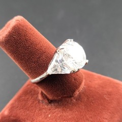 Vtg Sz 6.5 Ring Round w/ Triangles Cubic Zirconia 18KGE Fashion Jewelry STS#4