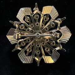 Vintage Multicolor Rhinestone Snowflake Brooch Gold Tone Starburst Pin