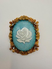Vintage West Germany Blue Rose Cameo Brooch Earrings Set Clip On Gold Tone