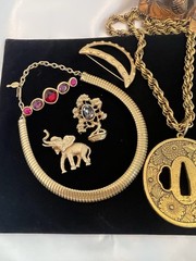 VTG Gold Tone Jewelry Lot ALL SIGNED Napier Marvella Amway AJC Carolee Whiting D