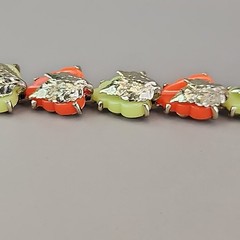 Vintage Leaf Bracelet Bright Orange Yellow Gold Tone Linked 6.5 in