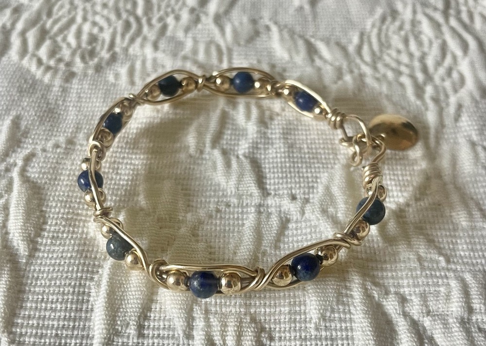 Vintage Ladda Bihler 14k GF Blue Lapis Lazuli Wire Beaded Bracelet Hook Clasp