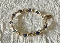 Vintage Ladda Bihler 14k GF Blue Lapis Lazuli Wire Beaded Bracelet Hook Clasp
