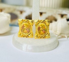 Vintage Bijoux Terner Gold Frame Victorian Picture Clip Earrings w/Original Card
