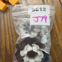 Vintage Flower Brooch Earrings Set Enamel Acrylic Brown White Clip Ons