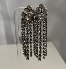 Vintage Sparkling Rhinestone Waterfall Earrings Silver Tone Glamorous Party (02)