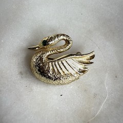 1950’s vintage signed Gerry’s Swan Brooch