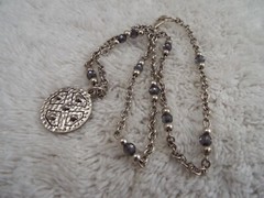 Silvertone Rhinestone Hammered Pendant Necklace (J8)