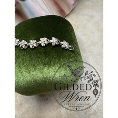 Vintage 925 Sterling Silver Hawaiian Plumeria Flower Bracelet Simulated Stone