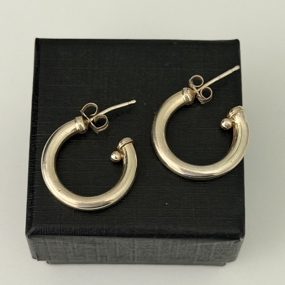Vintage 925 Sterling Silver Round Half Hoop Huggie Bead Design Earrings