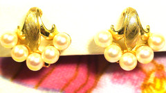 LOVELY! VINTAGE! 14K SOLID YELLOW GOLD PEARL EARRINGS. 6.35 GRAM.