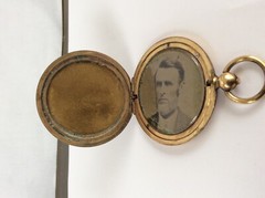 Antique Victorian Landscape Towne Scene PHOTO LOCKET – c.1860