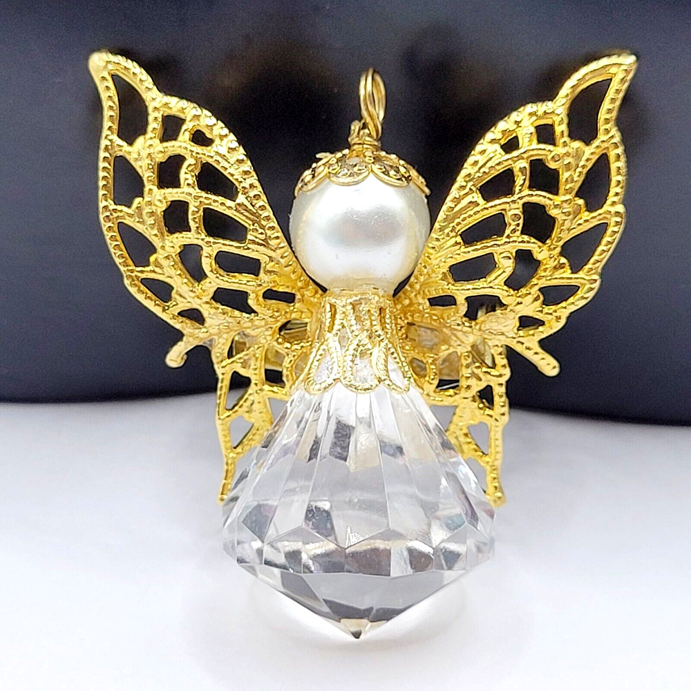 Angel Filigree Wings Gold Tone Faux Pearl Acrylic Vintage Pendant Brooch Pin