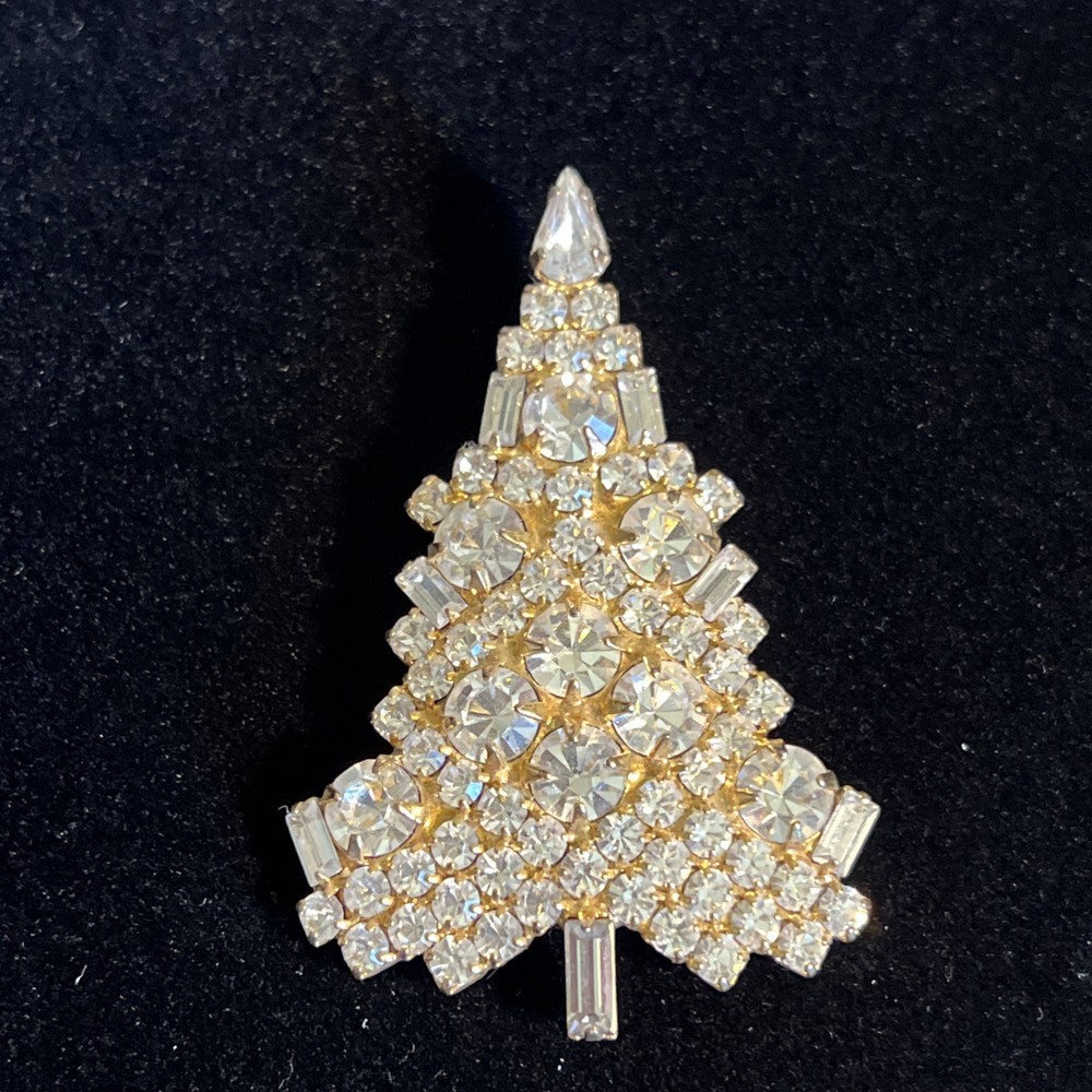 Vintage Eisenberg Ice Christmas Gold Tree Brooch Pin w/Rhinestones 2.25″