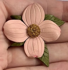 Lot 4 Vintage Estate Mixed Brooches/Pins Floral Themed Dogwood Roses Bow More
