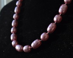 Vintage Retro 1960s 1950s Chunky Faux Pearl Necklace Purple Lavender Lilac