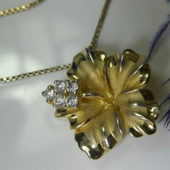 Hibiscus white stone VERMEIL 0.925 Sterling Silver Estate 20″ BOX Chain Necklace