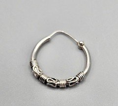 Vintage Wire Twisted Design Silver-Tone Hinged Hoop Earrings