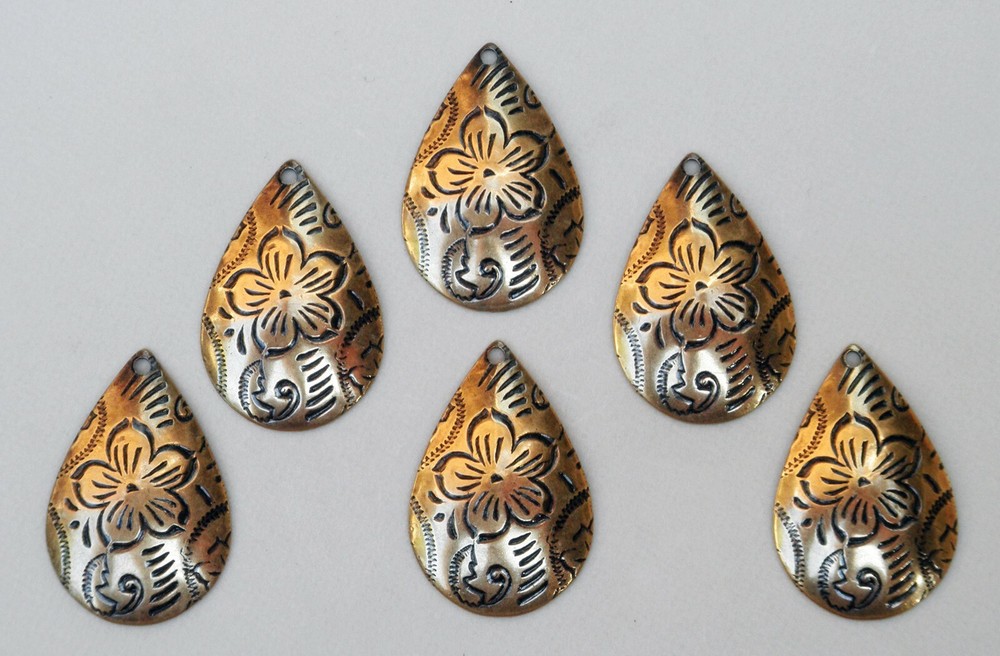 #3476 ANTIQUED GOLD TEARDROP PENDANT/ER W/HANG HOLE – 6 Pc Lot