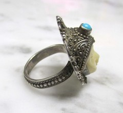 Sajen Goddess Sterling Silver Carved Face Ring w/ Turquoise Sz 9 ~ 13g ~ 9-I836