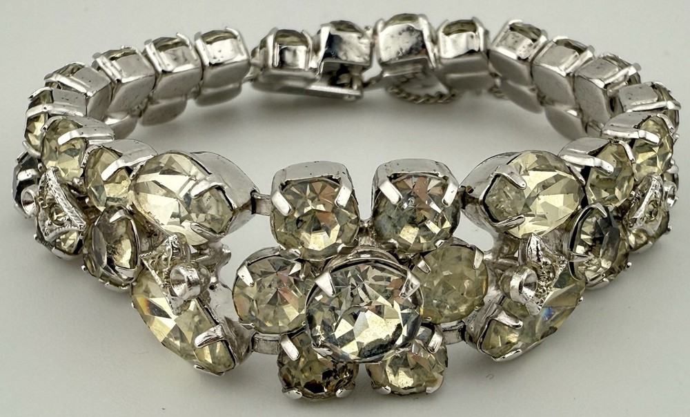 EISENBERG ICE SILVERTONE RHINESTONE 6 3/4” BRACELET AS IS PLEASE READ K138B