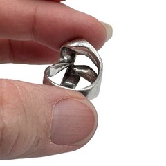 Modernist Sterling Silver Unity Ring Twisted Ribbon Handmade 8g Signed ND 5.75
