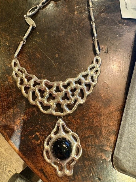 Art Nouveau sterling Silver Large black Onyx necklace