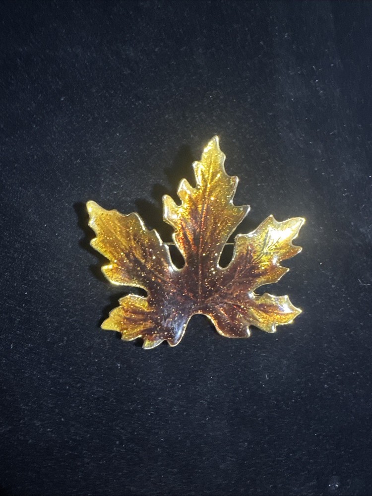 Gorgeouse Vintage Maple Leaf brooch Pin Thick Heavy Enamel On Golden Base