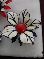 Lot Of 6 Vintage Red White & Blue Vintage Enamel Flower Brooches Pins