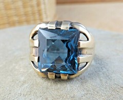 Antique 1920s Art Deco London Blue Topaz 10K Yellow Gold Ring Size 6.75 #940