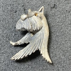 Lind Gal Scottie Dog Scottish Terrier Head Brooch, Sterling Silver!, Amber Eyes!