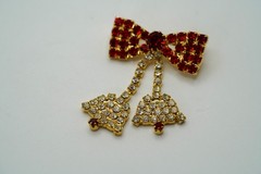 Vintage Red Rhinestone Bow Tassel Moveable Brooch 4cm JB39