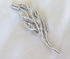 Estate 14K White Gold Bouquet Cluster Diamond Brooch -10.8 gms, 2.65 in, 1.52 ct