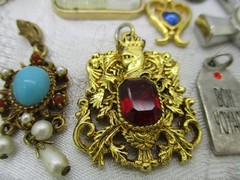 VINTAGE ESTATE JEWELRY LOT 40+ PENDANT CHARMS NO CHAIN CRAFT REPURPOSE OWL CROSS